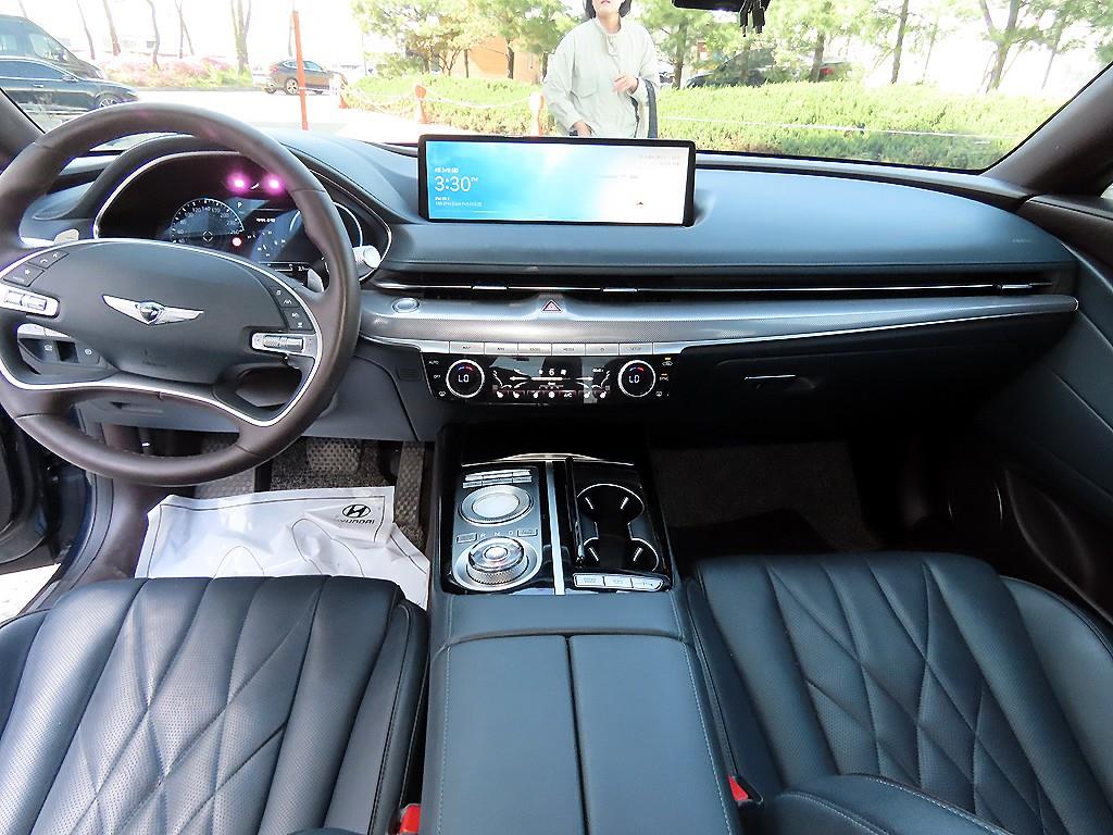 Genesis G80 - Vista 7