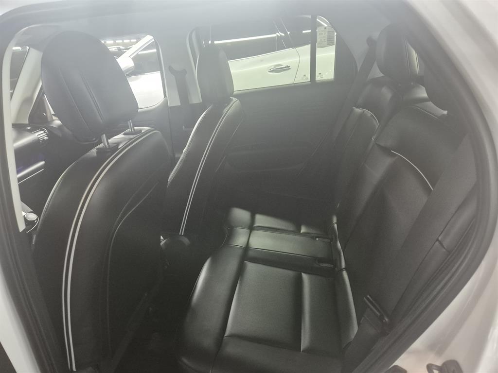 HYUNDAI Casper - Vista 6