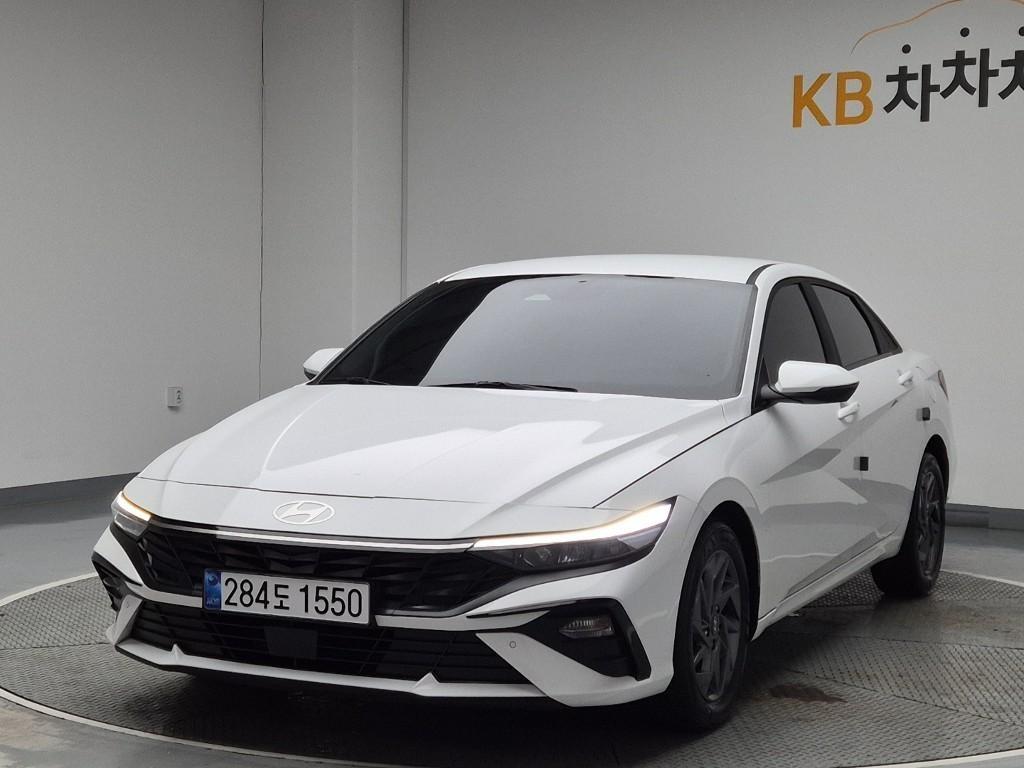 HYUNDAI Avante 2024 Blanco - Importación desde Corea - HF Imports Iquique - Foto 1
