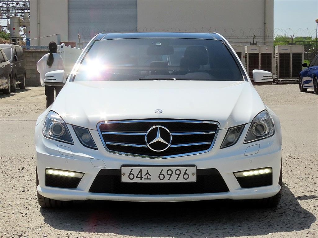 Mercedes Benz E class 2013 Blanco - Importación desde Corea - HF Imports Iquique - Foto 1
