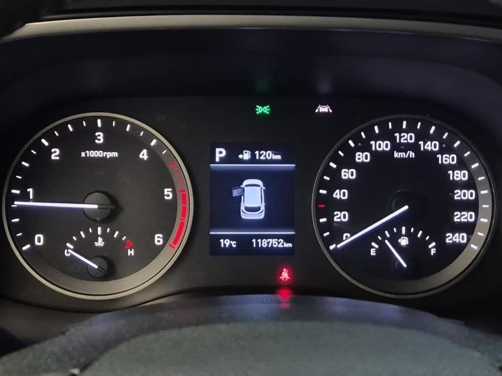 HYUNDAI Tucson - Vista 6