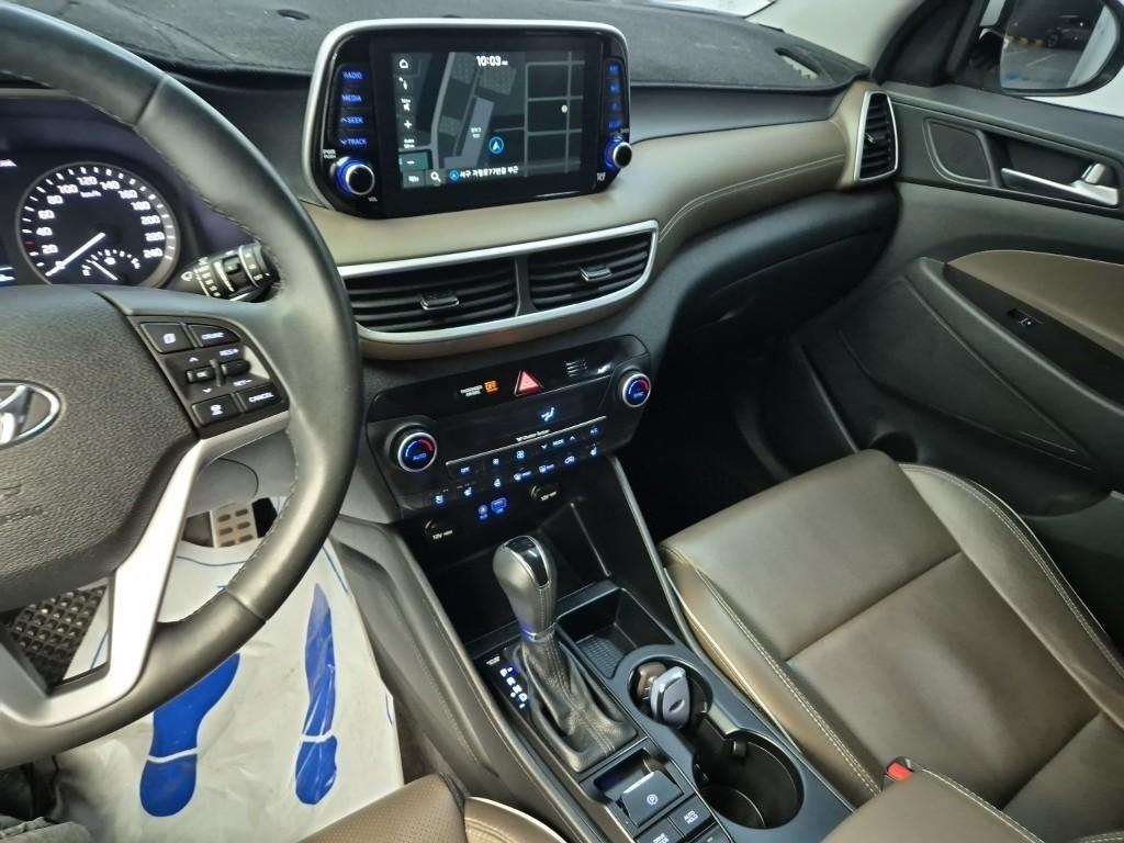 HYUNDAI Tucson - Vista 10