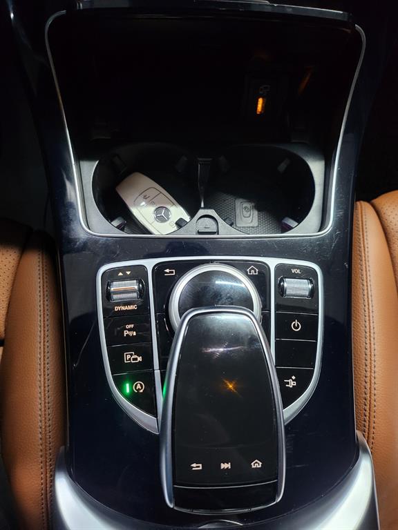 Mercedes Benz C Class - Vista 12