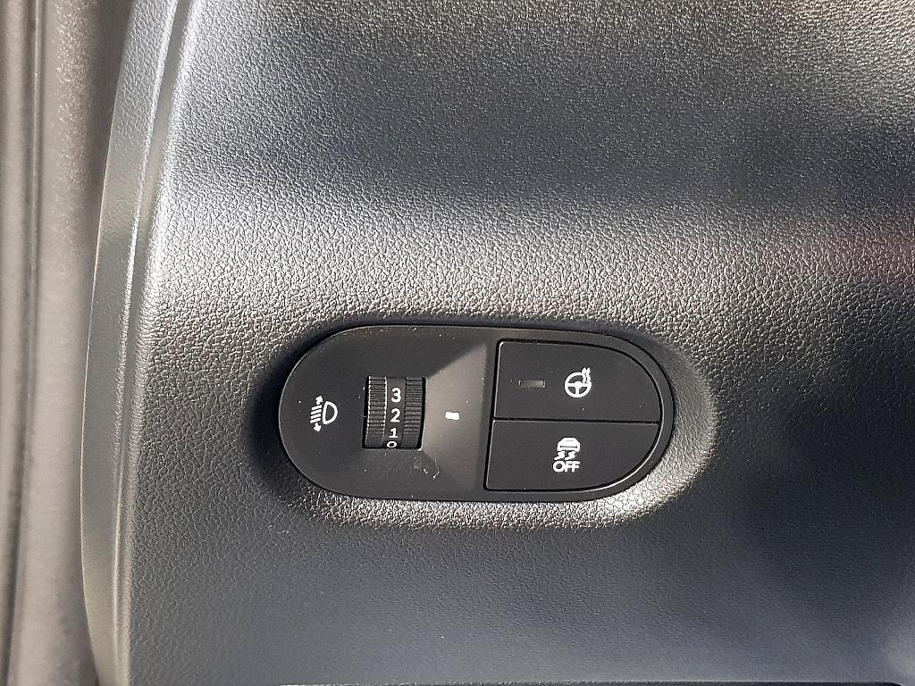 HYUNDAI Casper - Vista 11