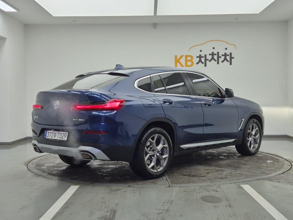 BMW X4 - Vista 4