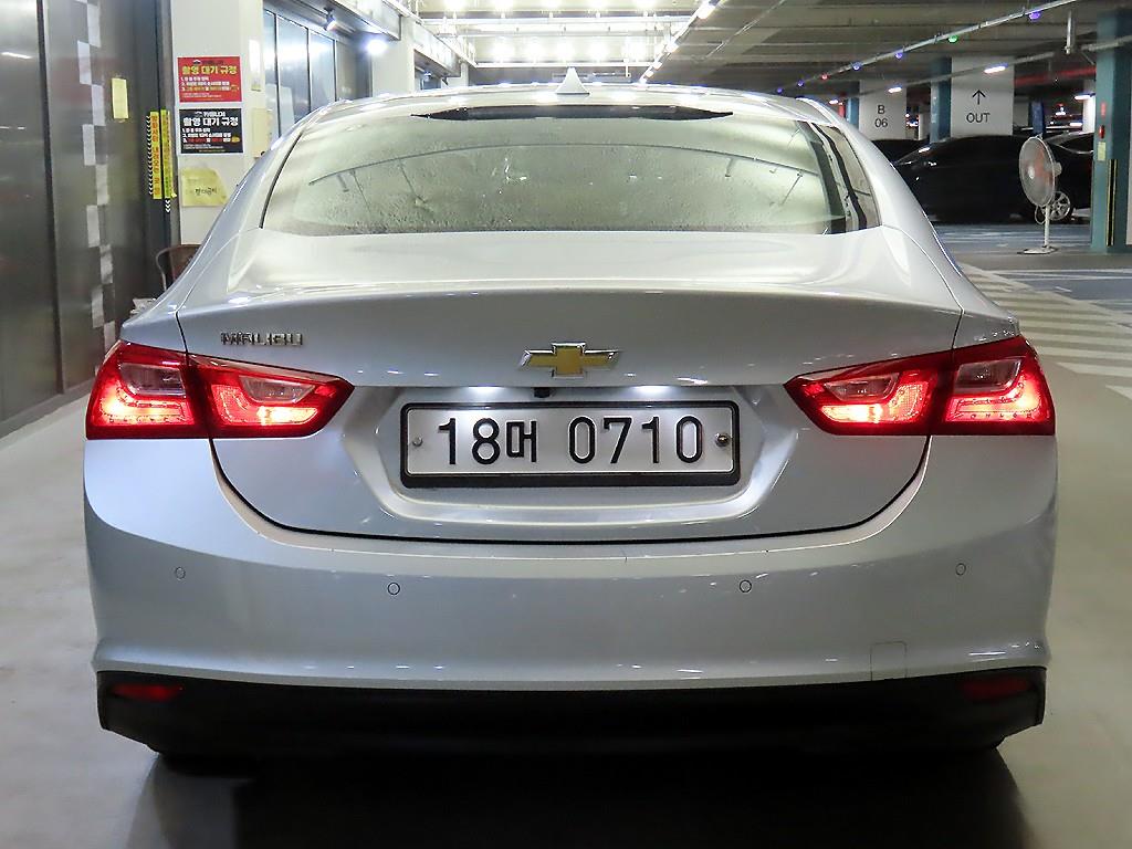 Chevrolet Malibu - Vista 5