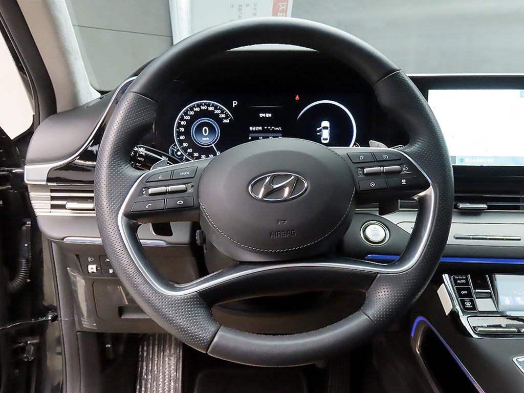 HYUNDAI Grandeur - Vista 9