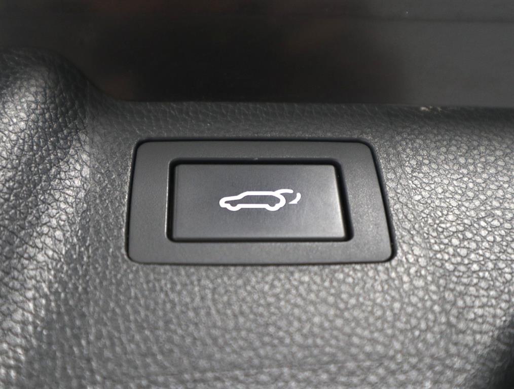 HYUNDAI Santa Fe 2018 Negro - Importación desde Corea - HF Imports Iquique - Foto 17