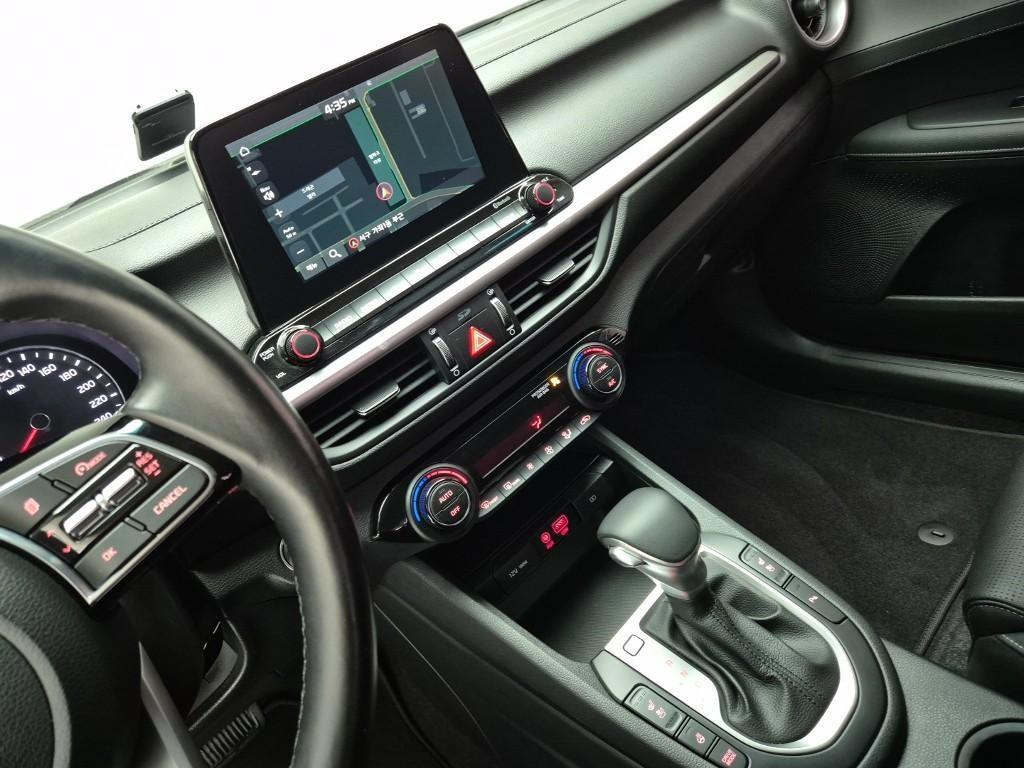 KIA K3 2019 Blanco - Importación desde Corea - HF Imports Iquique - Foto 15