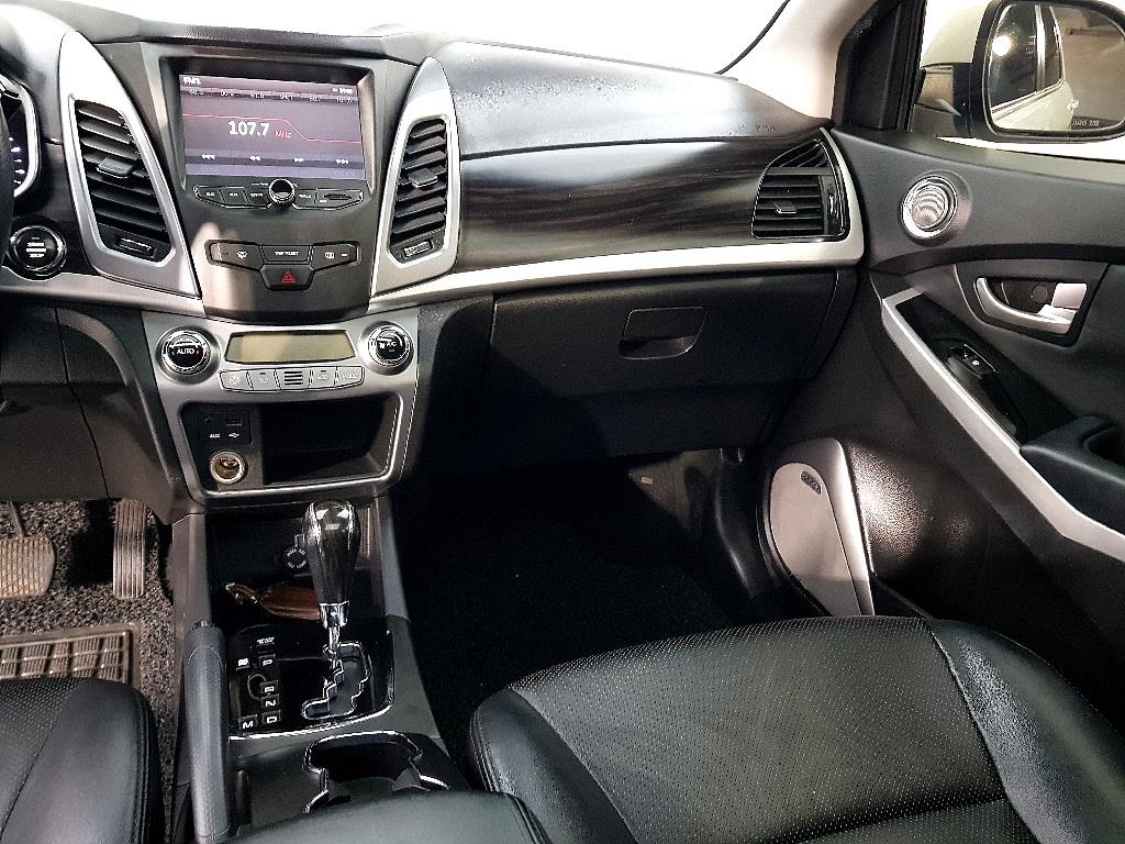 Ssangyong Korando - Vista 10