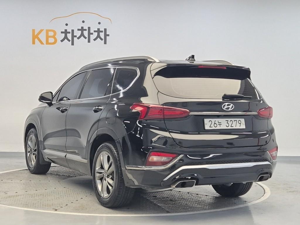 HYUNDAI Santa Fe - Vista 2