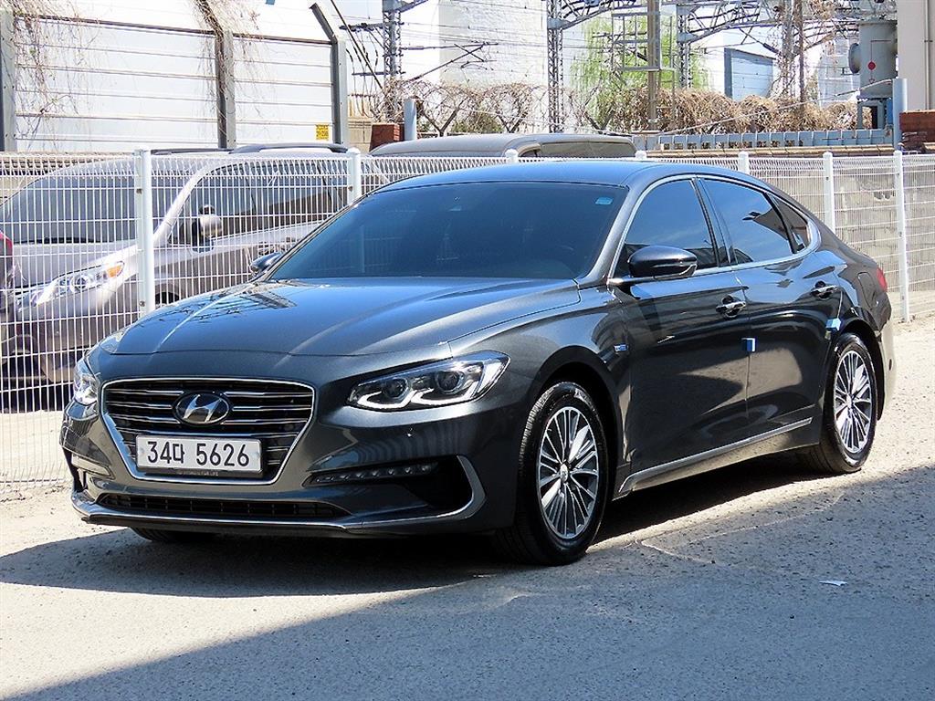 HYUNDAI Grandeur - Vista 2