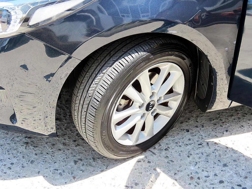 KIA K3 2017 Azul - Importación desde Corea - HF Imports Iquique - Foto 18