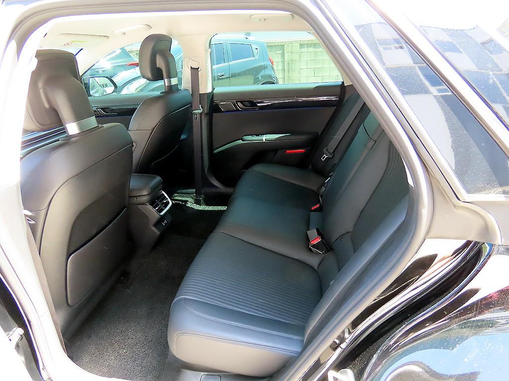 HYUNDAI Grandeur - Vista 6