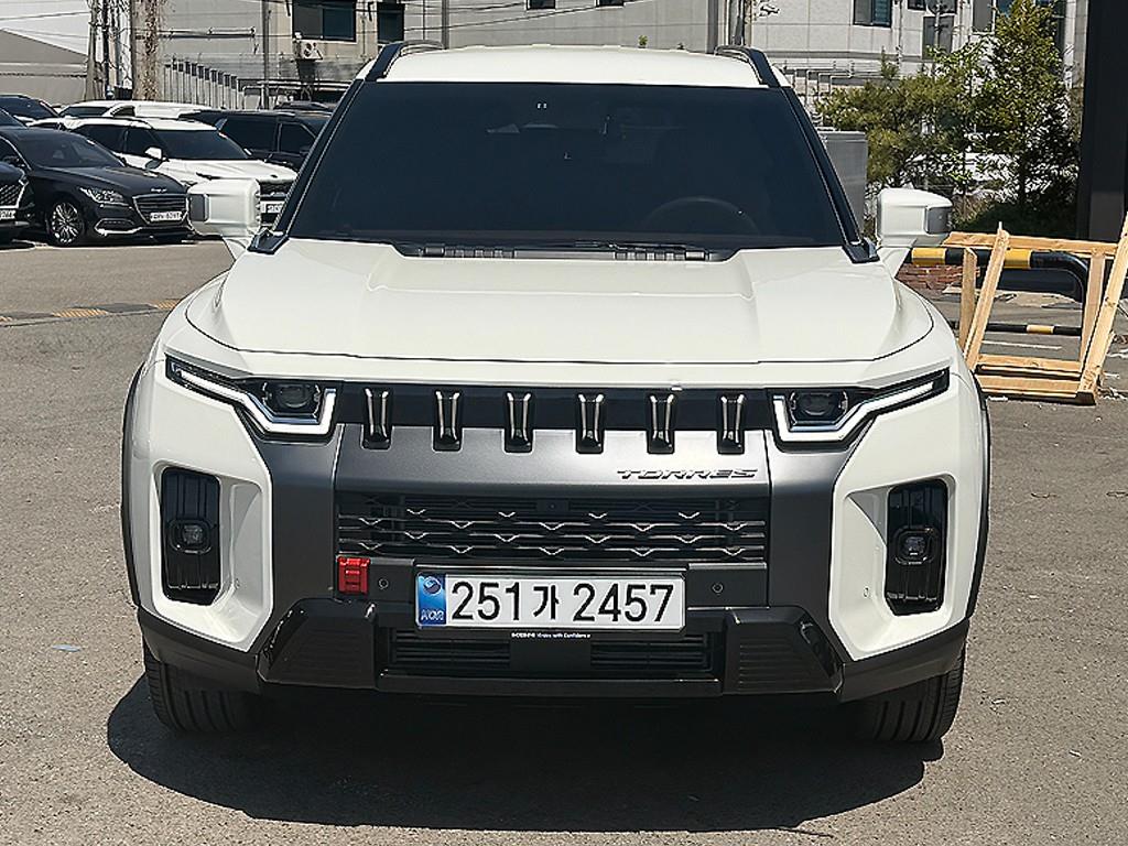Ssangyong Torres 2025 Blanco - Importación desde Corea - HF Imports Iquique - Foto 1
