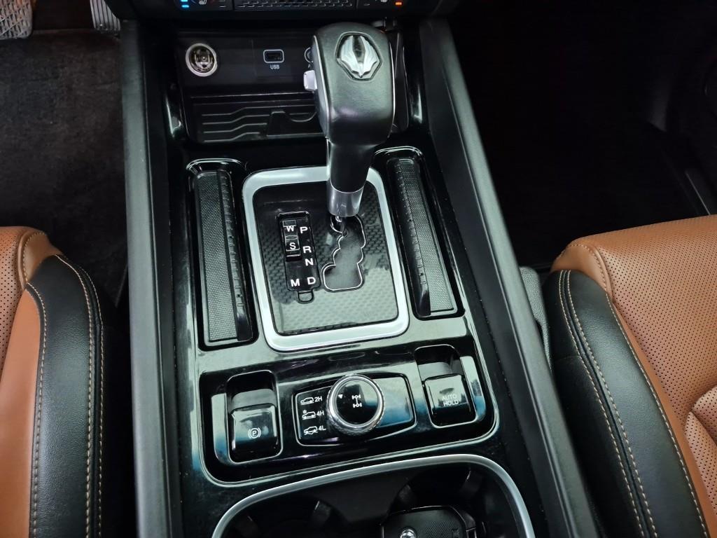 Ssangyong Rexton - Vista 8