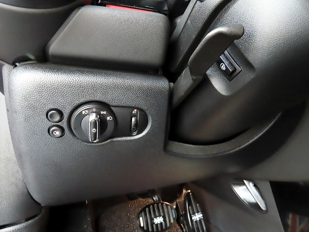 Mini Cooper Convertible - Vista 12