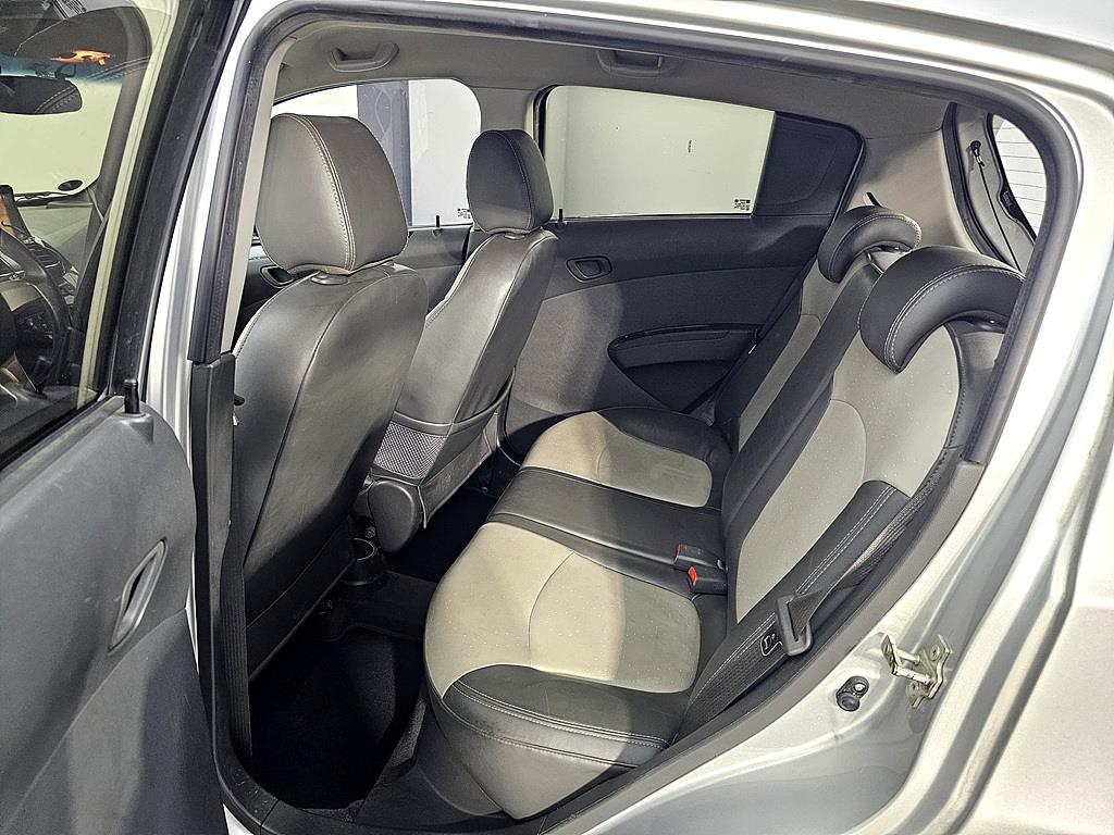 Chevrolet Spark - Vista 9