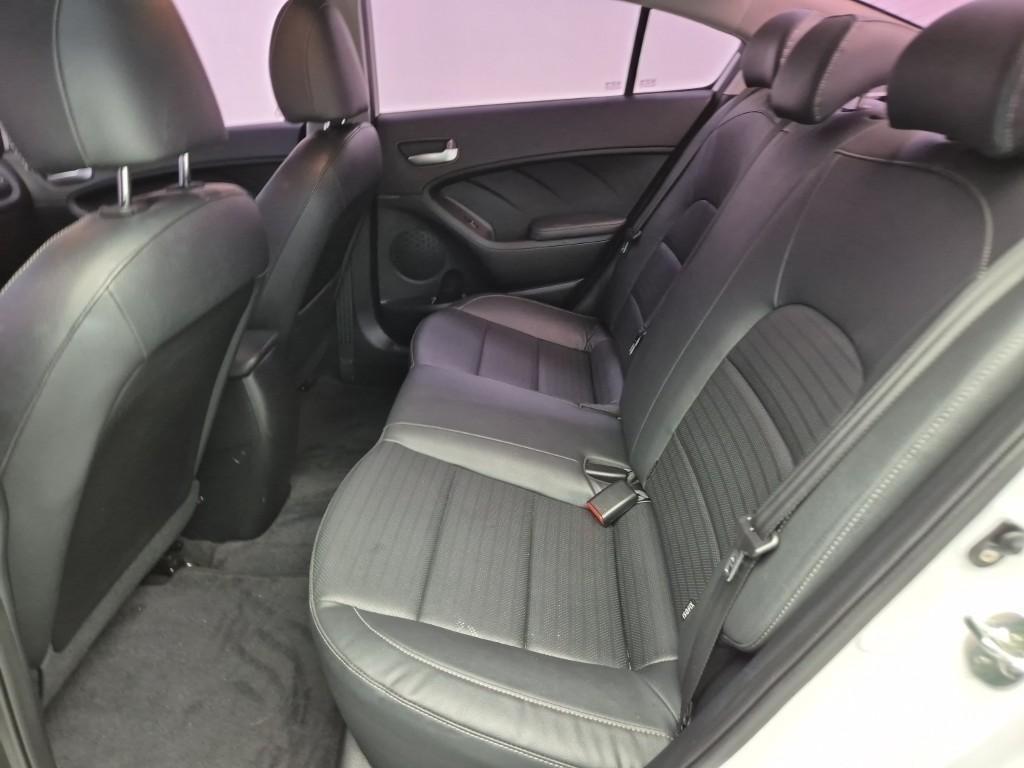 KIA K3 2017 Blanco - Importación desde Corea - HF Imports Iquique - Foto 16