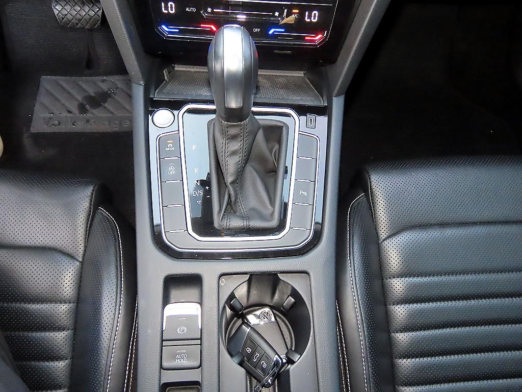 Volkswagen Passat - Vista 11