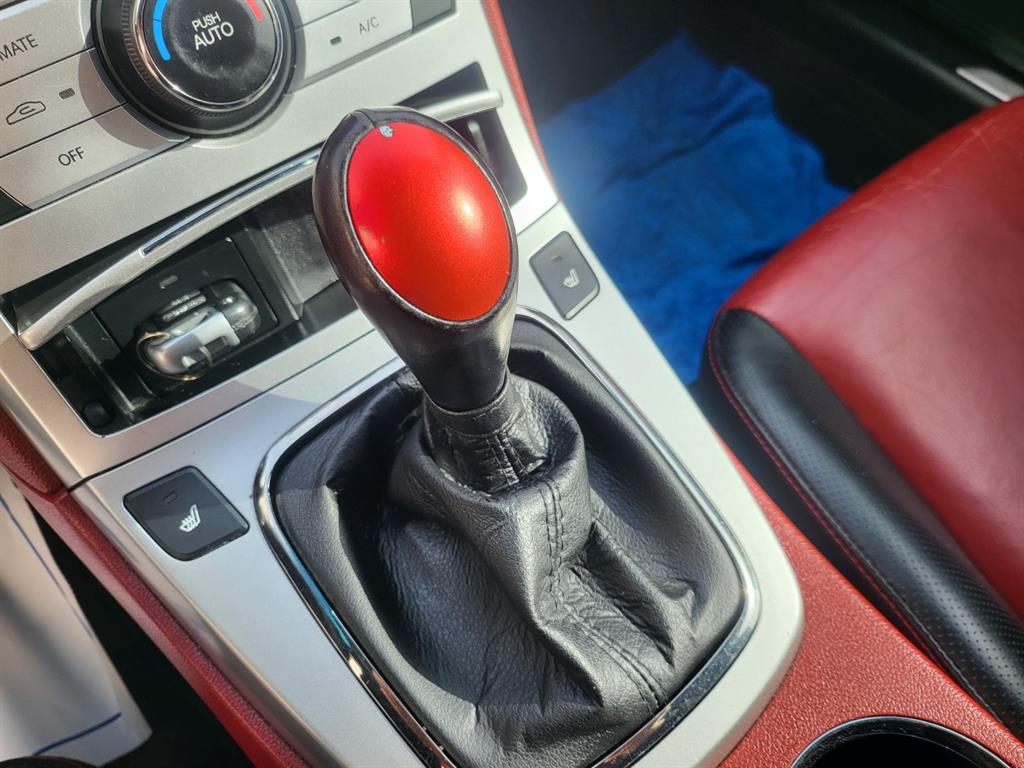 HYUNDAI Genesis - Vista 9