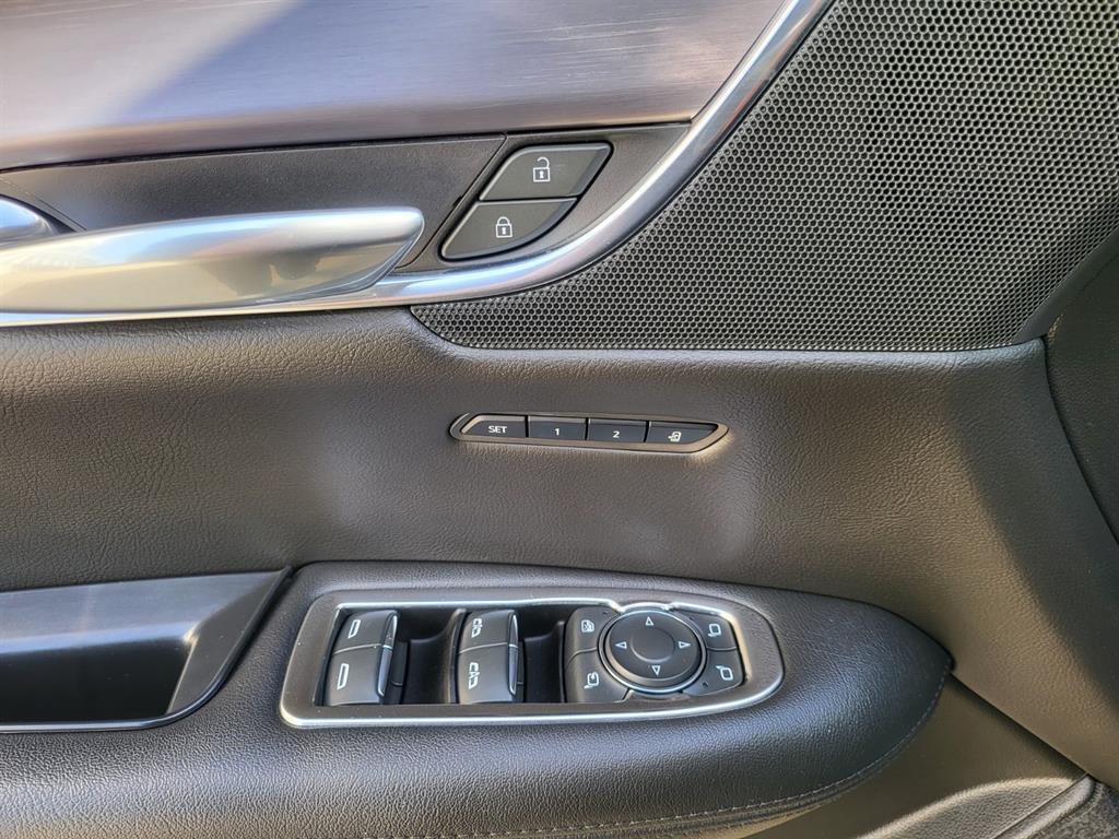 Cadillac XT5 - Vista 12