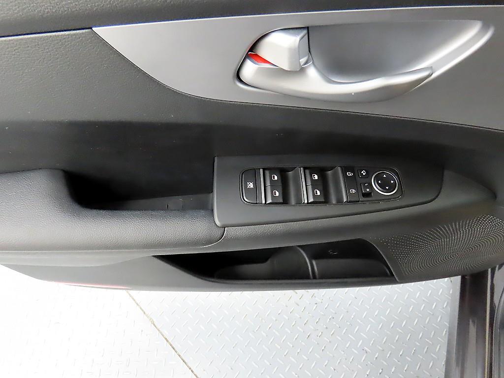 KIA K3 - Vista 11