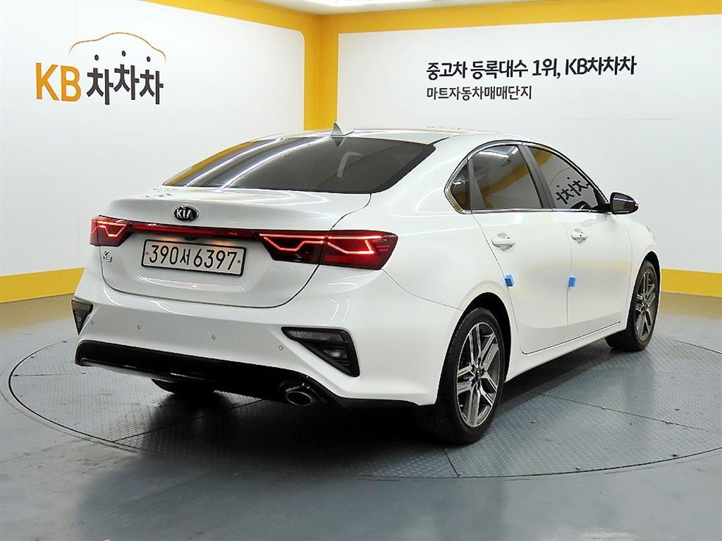 KIA K3 - Vista 4