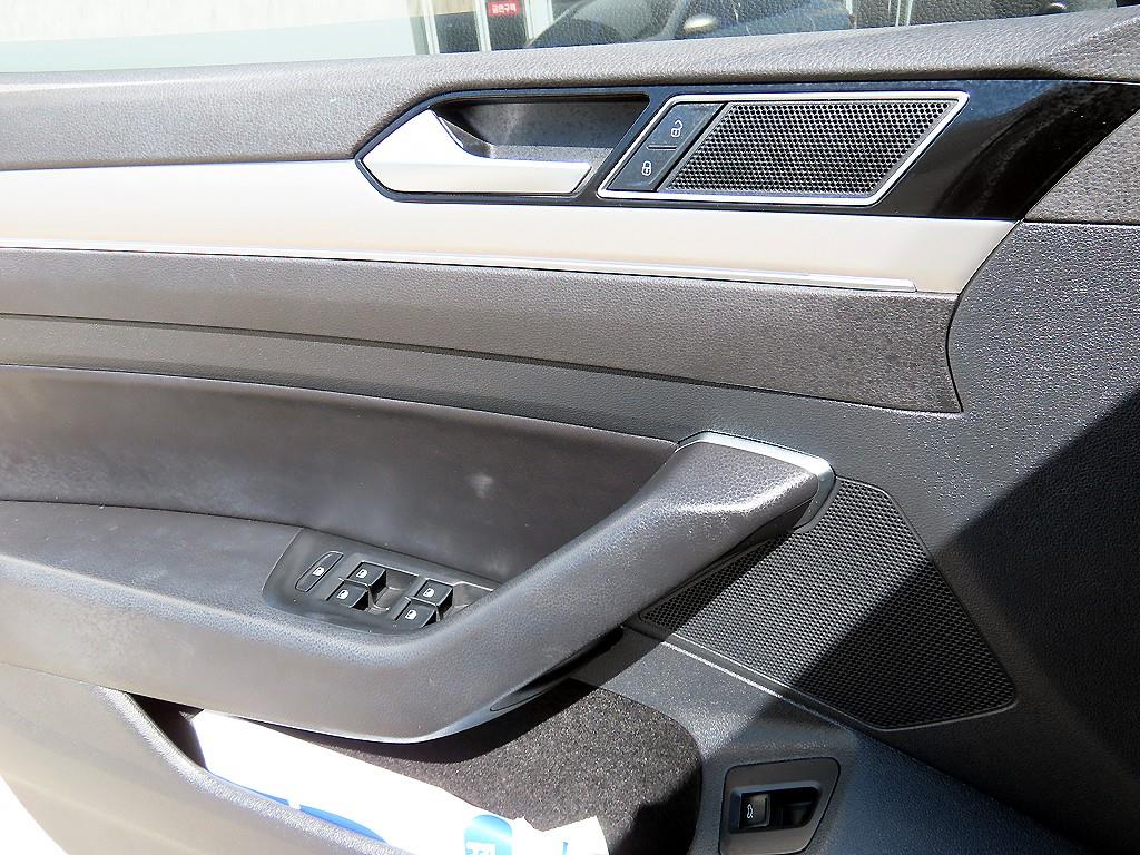 Volkswagen Arteon - Vista 11