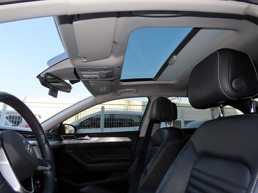 Volkswagen Passat 2022 Gris - Importación desde Corea - HF Imports Iquique - Foto 17