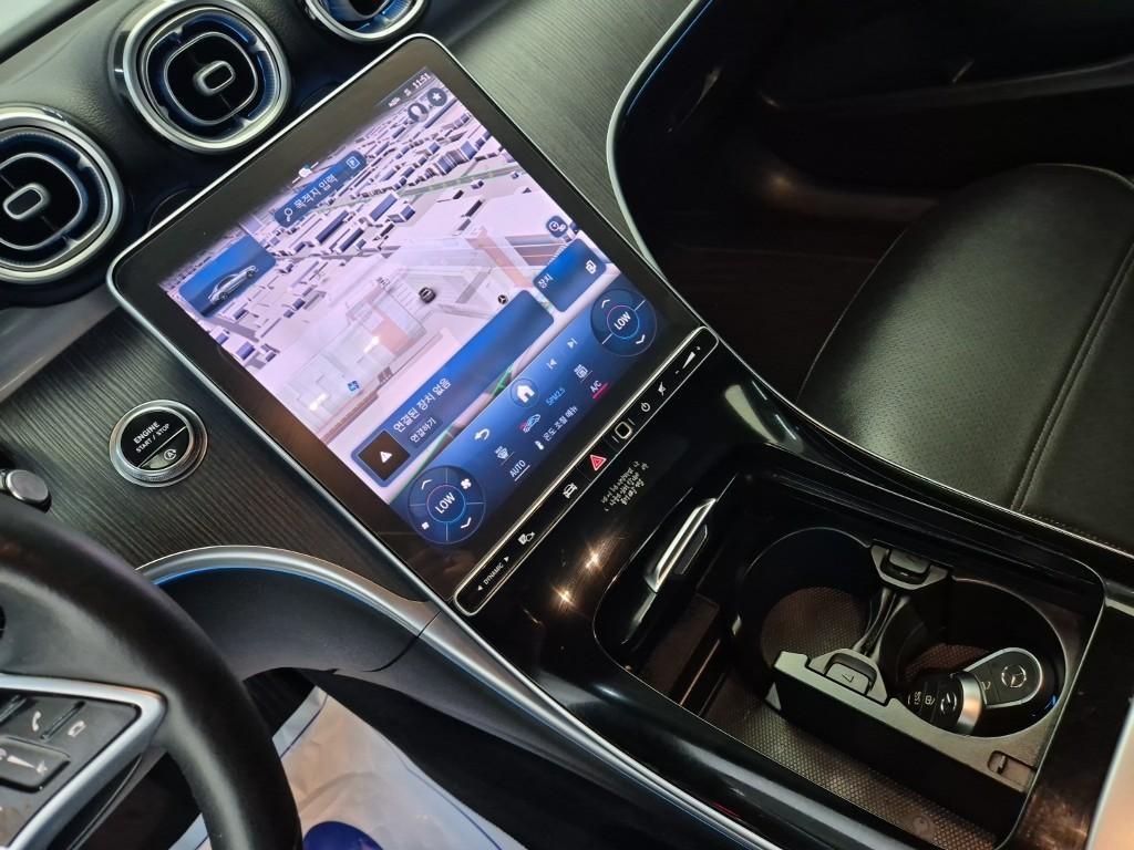 Mercedes Benz C Class - Vista 10