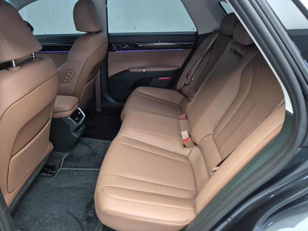 HYUNDAI Grandeur - Vista 12