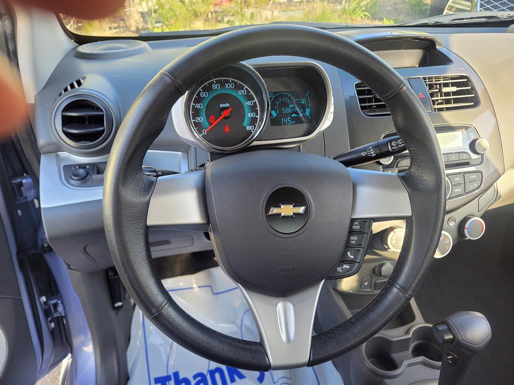 Chevrolet Spark - Vista 5