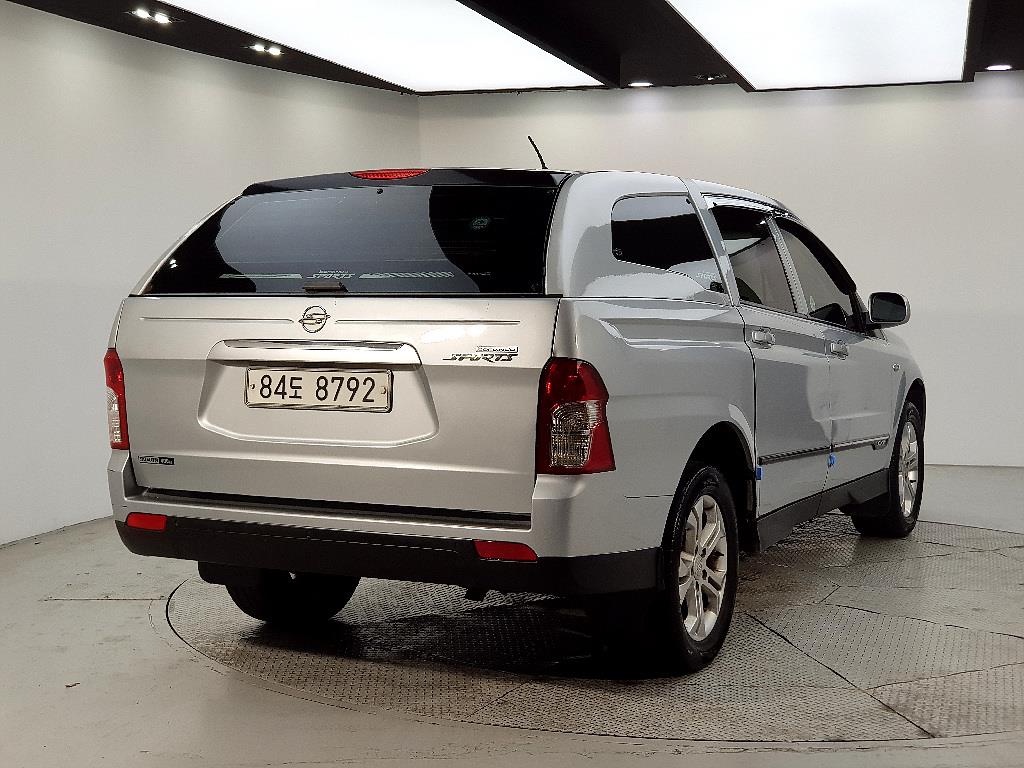 Ssangyong Korando - Vista 4