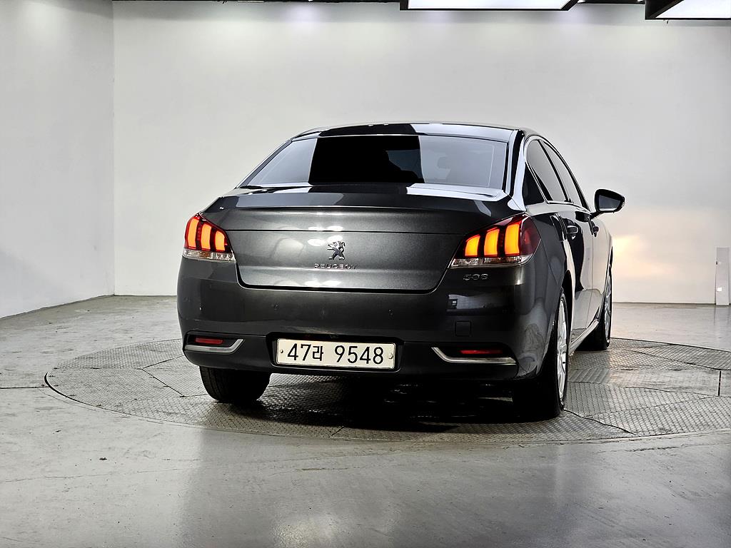 Peugeot 508 - Vista 3