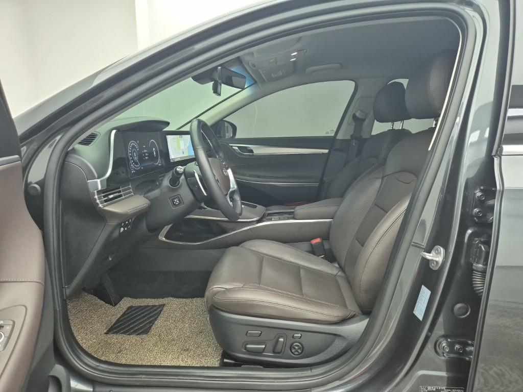 HYUNDAI Grandeur - Vista 11