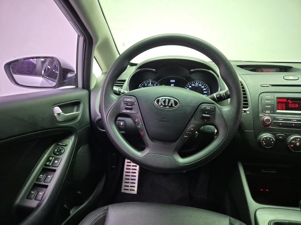 KIA K3 - Vista 9