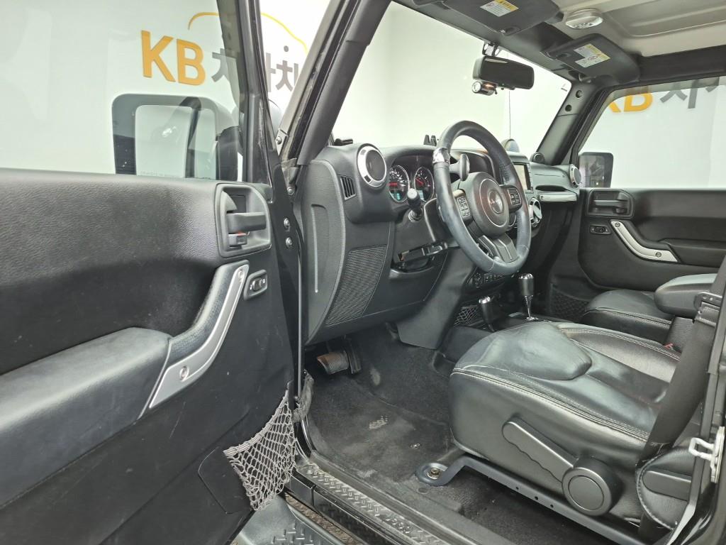 Jeep Wrangler 2013 Negro - Importación desde Corea - HF Imports Iquique - Foto 16