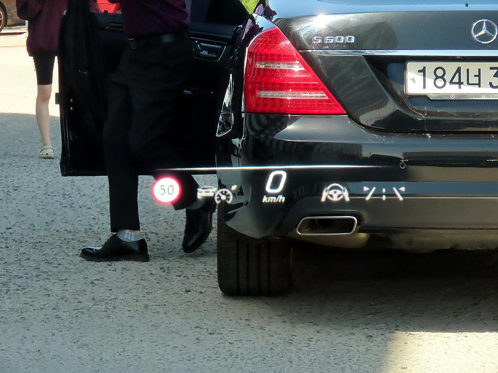 Mercedes Benz S Class - Vista 10