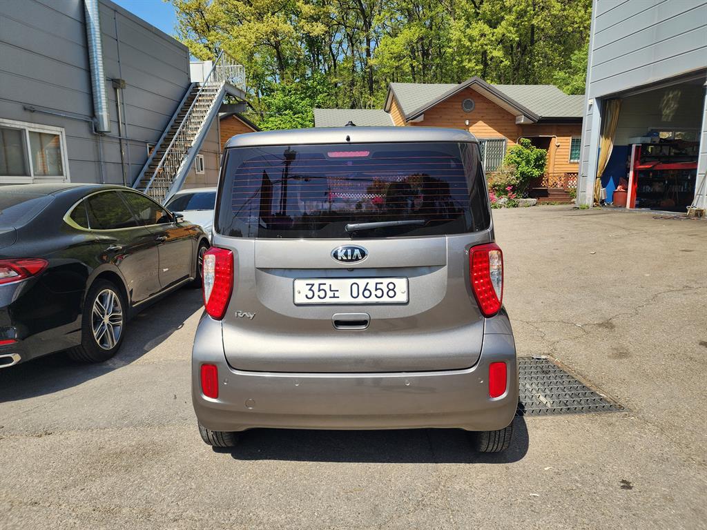 KIA Ray - Vista 7