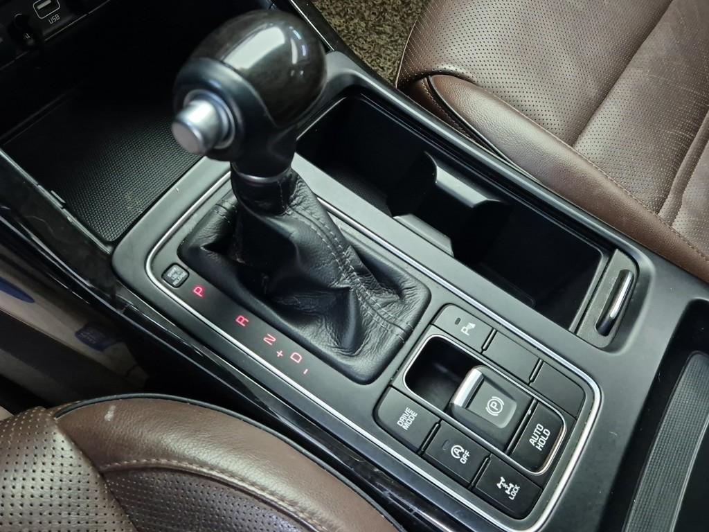 KIA Sorento - Vista 8