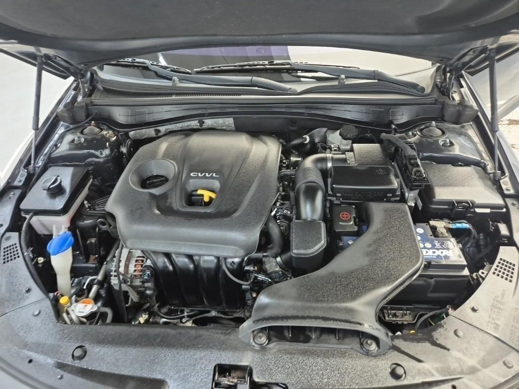 KIA K5 - Vista 5