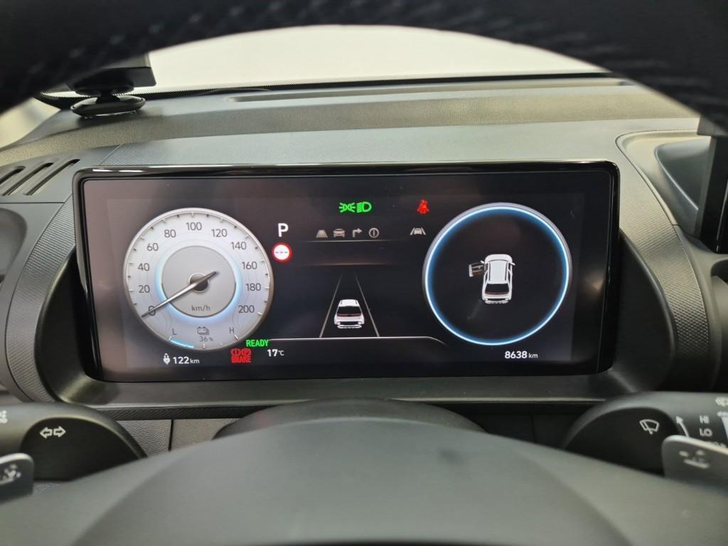 HYUNDAI Casper - Vista 8