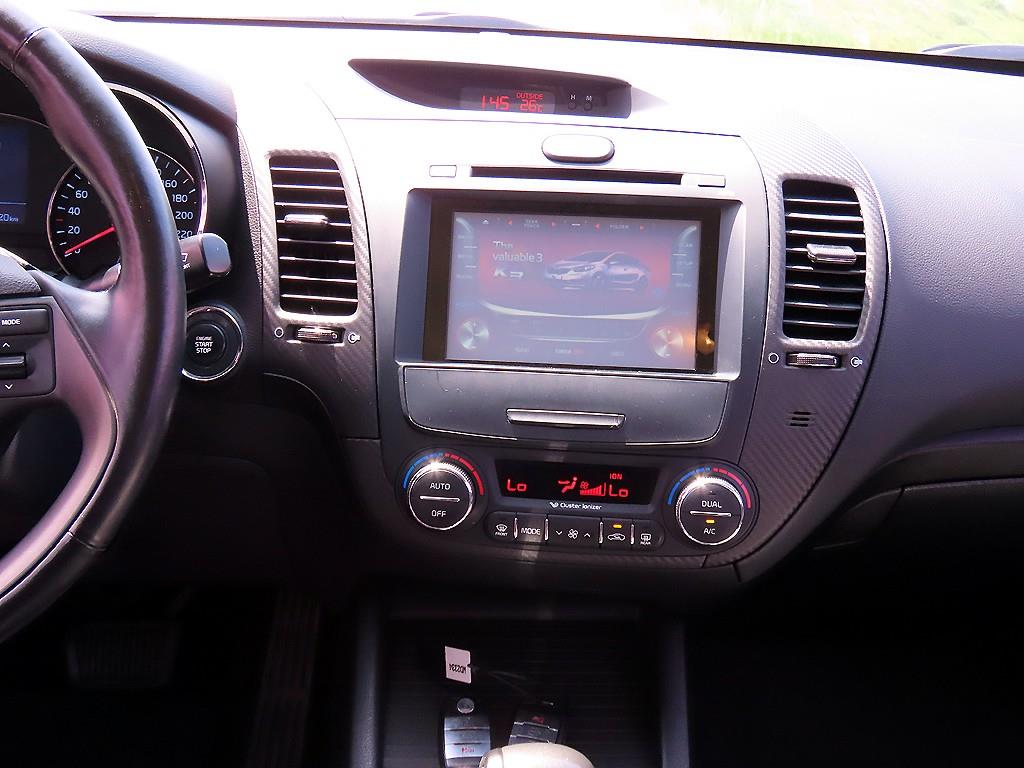 KIA K3 - Vista 10