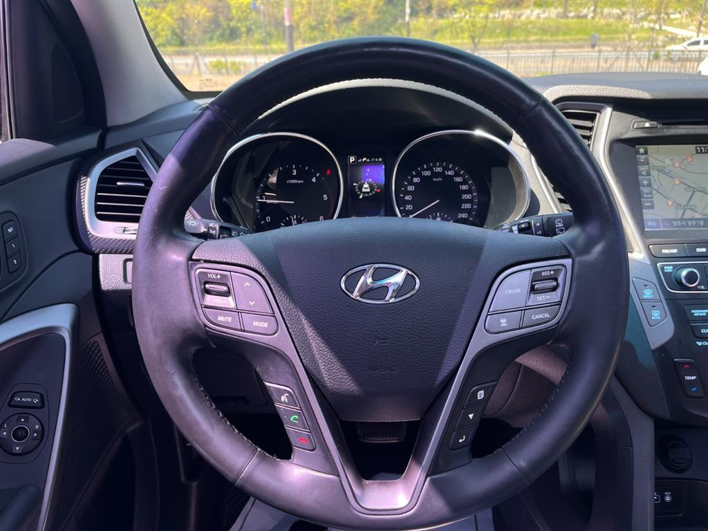 HYUNDAI Santa Fe - Vista 12