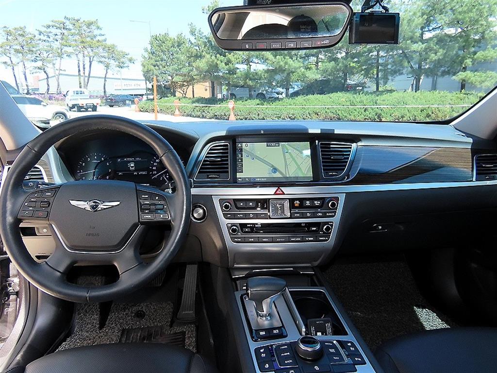 Genesis G80 - Vista 7