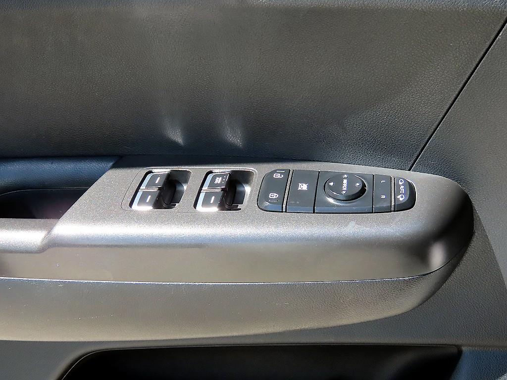 KIA Sportage - Vista 11