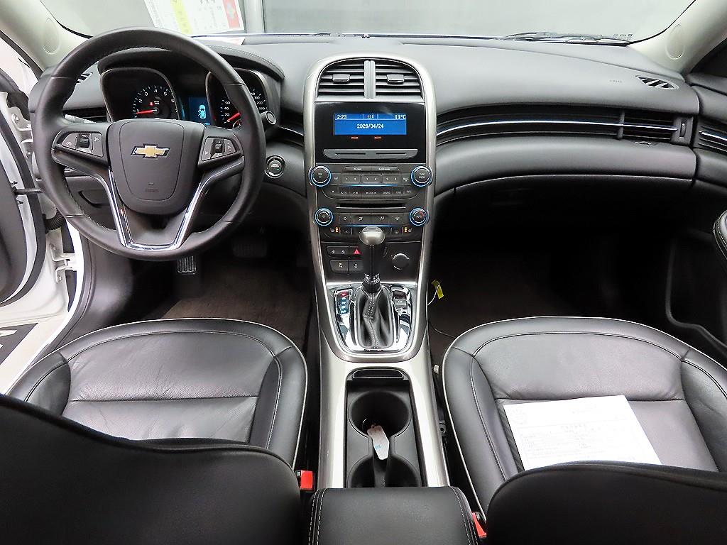 Chevrolet Malibu - Vista 7