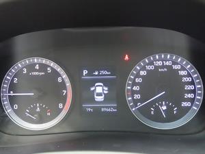 HYUNDAI Sonata - Vista 12