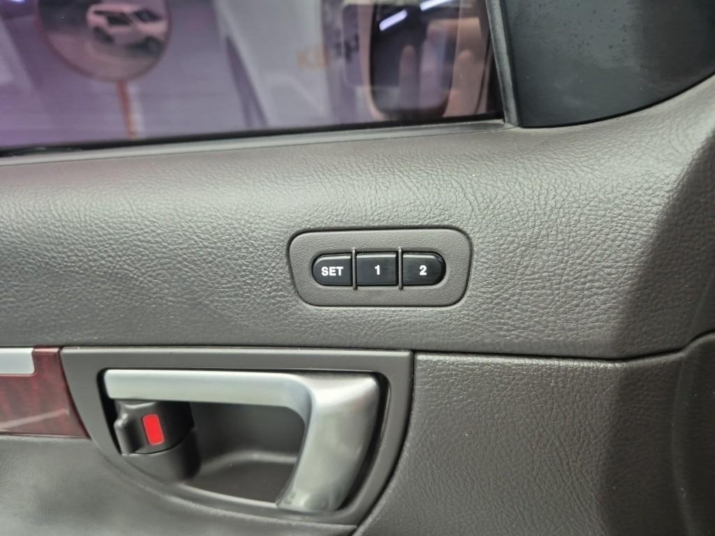 HYUNDAI Santa Fe - Vista 5